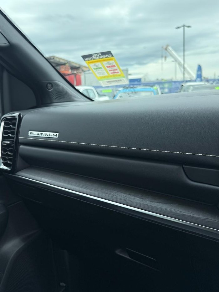 2025 Ford Everest Platinum