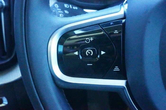 2021 Volvo XC60 T5 Inscription