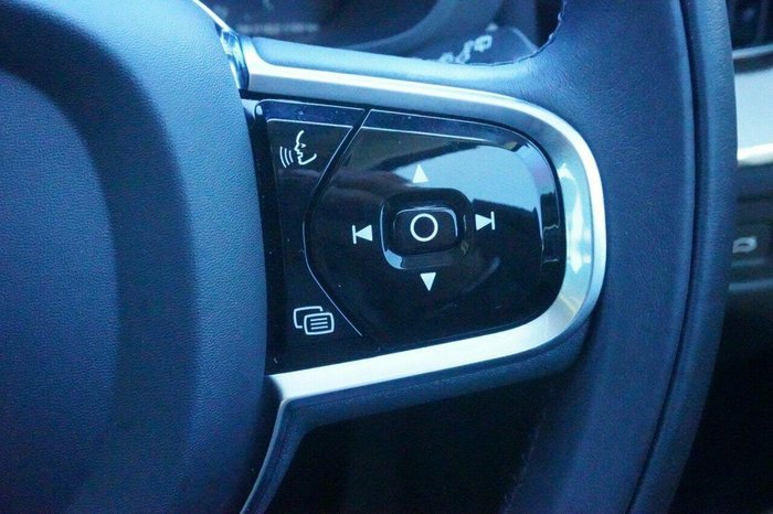 2021 Volvo XC60 T5 Inscription