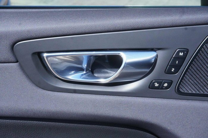 2021 Volvo XC60 T5 Inscription