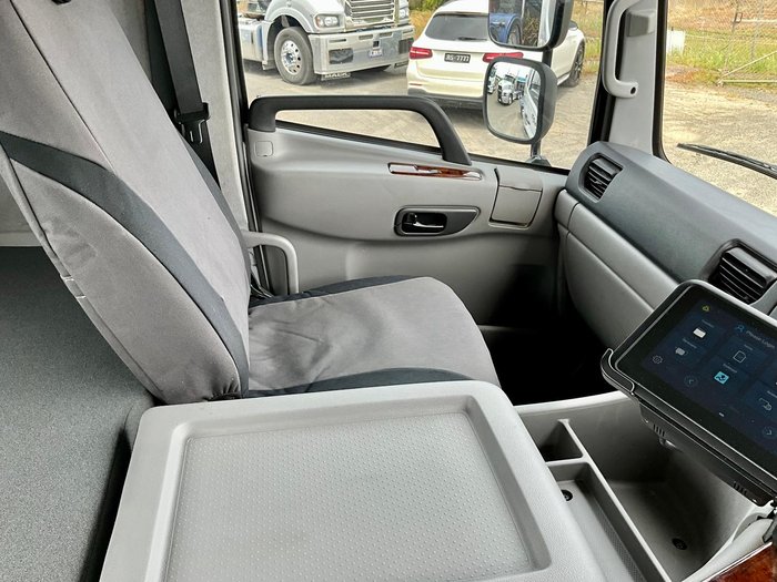 2023 UD Quon 460 Only 32329Klm 1505 Hours Suit New Byer $145500+Gst UD QUON 460 SINGLE DRIVE WHITE