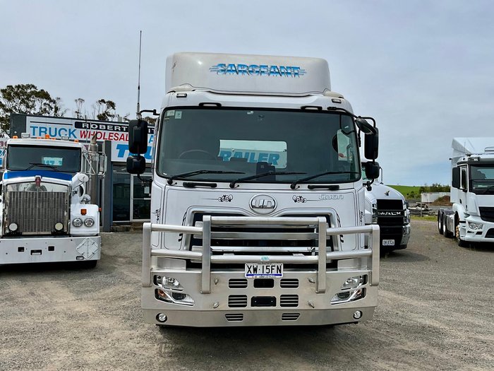 2023 UD Quon 460 Only 32329Klm 1505 Hours Suit New Byer $145500+Gst UD QUON 460 SINGLE DRIVE WHITE