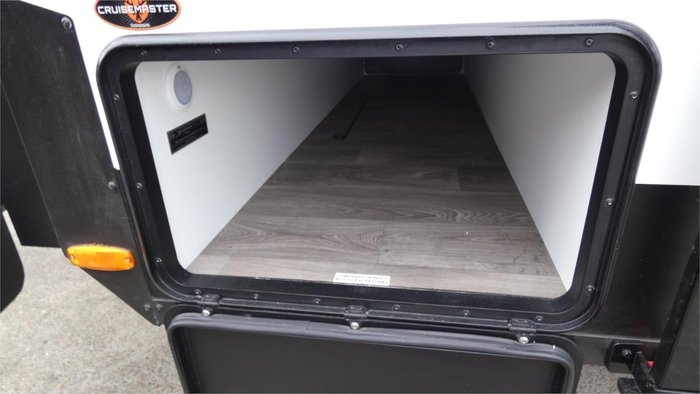 2025 Goldstream 1760 Series