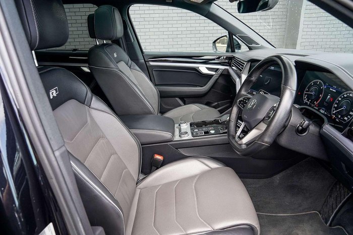 2021 Volkswagen Touareg 210TDI Wolfsburg Edition