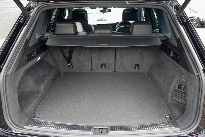 2021 Volkswagen Touareg 210TDI Wolfsburg Edition