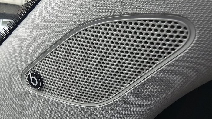 2016 Volkswagen Polo 81TSI beats 6R MY17 Deep Black