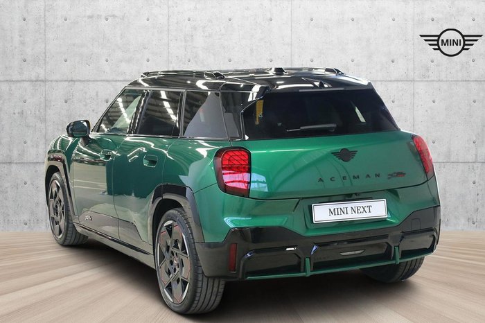 2025 MINI Aceman JCW E Favoured