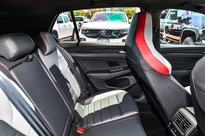 2024 Volkswagen Golf GTI