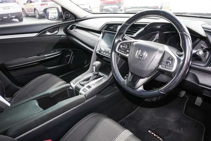 2019 Honda Civic VTi-S