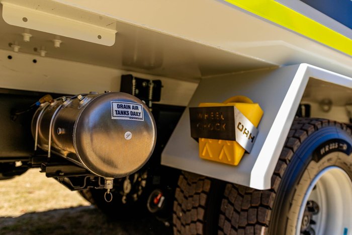 2025 Isuzu F Series FVZ 260-300 White