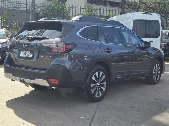 2025 Subaru Outback AWD Touring XT