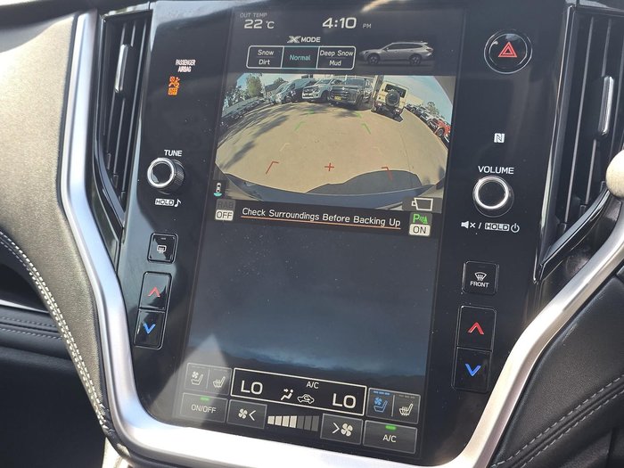 2025 Subaru Outback AWD Touring XT