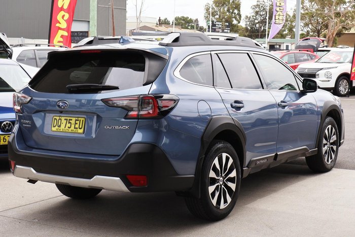 2023 Subaru Outback AWD Touring