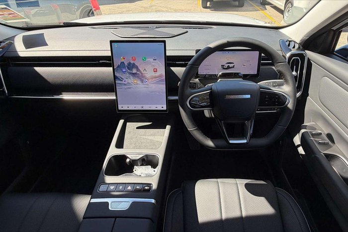 2025 Jaecoo J7 SHS Track