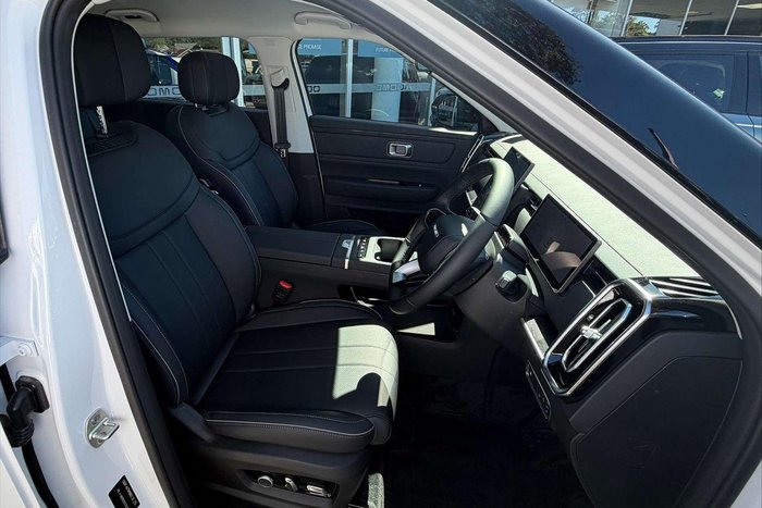 2025 Jaecoo J7 SHS Track