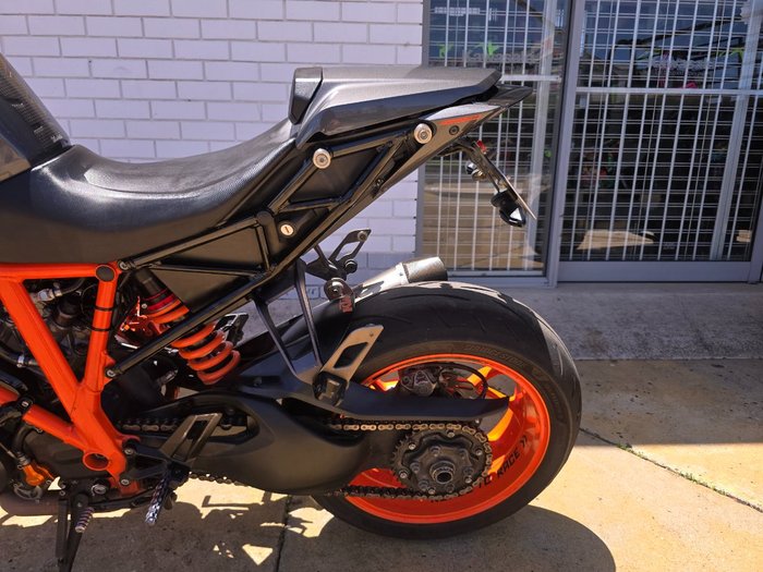 2017 Ktm 1290 SUPER DUKE R White