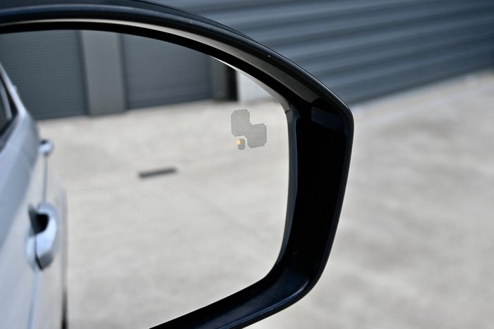 2016 Land Rover Discovery Sport SD4 HSE Luxury L550 MY16.5 4X4 Constant Yulong White