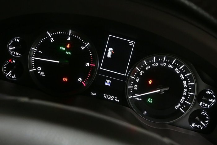 2021 Toyota Landcruiser VX