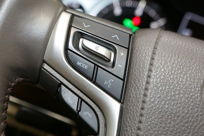 2021 Toyota Landcruiser VX