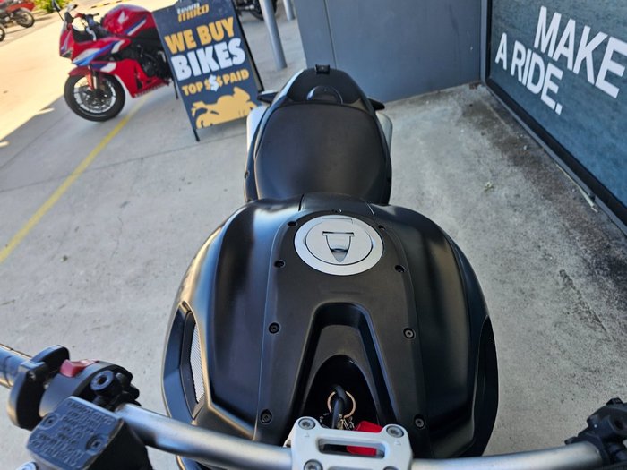 2014 DUCATI MONSTER 659 (ABS) Black