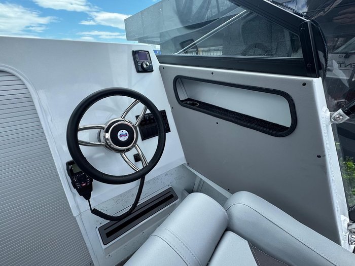 2026 QUINTREX 610 Trident