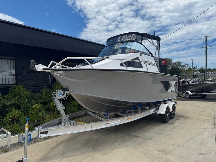 2026 QUINTREX 610 Trident