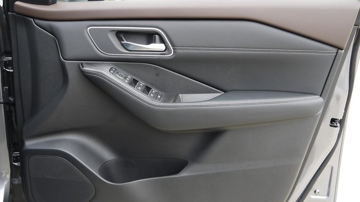 2025 Nissan X-TRAIL Ti e-POWER