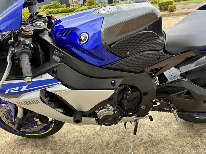 2015 Yamaha YZF-R1 Blue