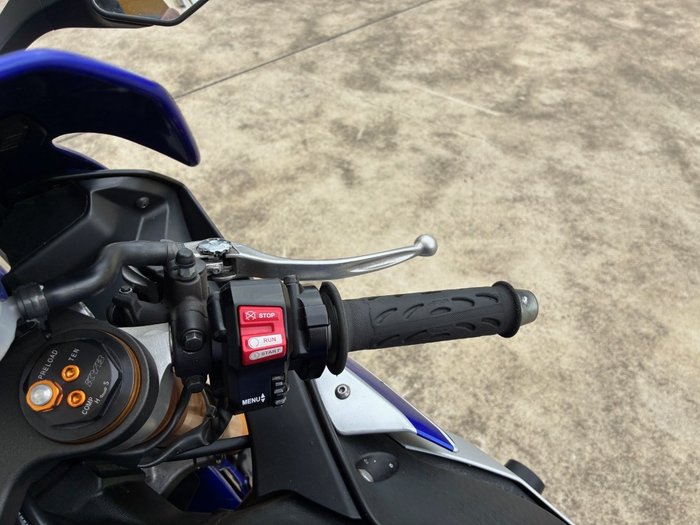 2015 Yamaha YZF-R1 Blue