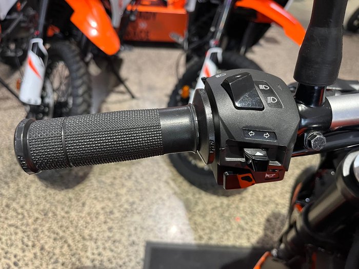 2020 KTM 200 Duke Duke Orange