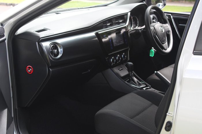 2018 Toyota Corolla Ascent ZRE182R Silver Pearl