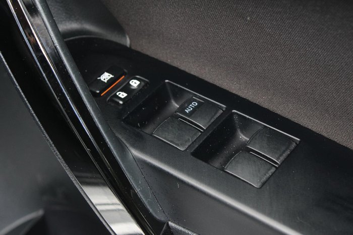 2018 Toyota Corolla Ascent ZRE182R Silver Pearl