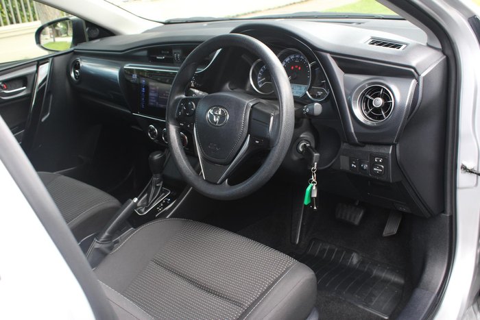 2018 Toyota Corolla Ascent ZRE182R Silver Pearl