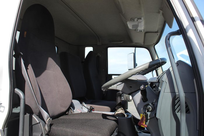 2015 Mitsubishi Fighter 1627 FUSO