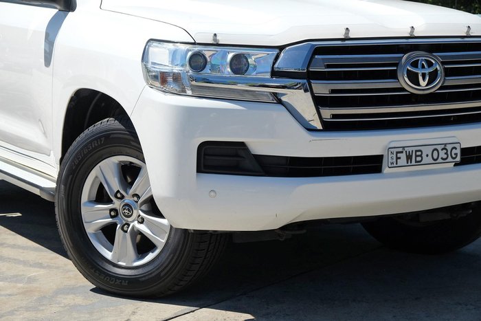 2017 Toyota Landcruiser GXL VDJ200R 4X4 Dual Range Glacier White