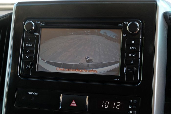 2017 Toyota Landcruiser GXL VDJ200R 4X4 Dual Range Glacier White