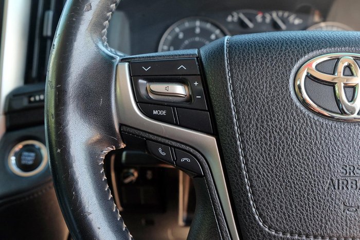 2017 Toyota Landcruiser GXL VDJ200R 4X4 Dual Range Glacier White