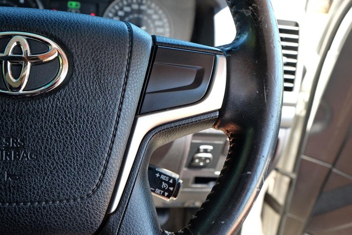 2017 Toyota Landcruiser GXL VDJ200R 4X4 Dual Range Glacier White