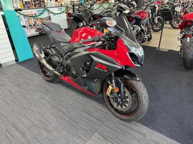 2014 Suzuki GSX-R1000 GSX-R Red