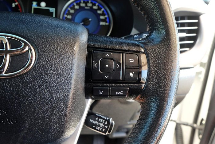 2020 Toyota Hilux SR5 GUN126R 4X4 Dual Range Crystal Pearl