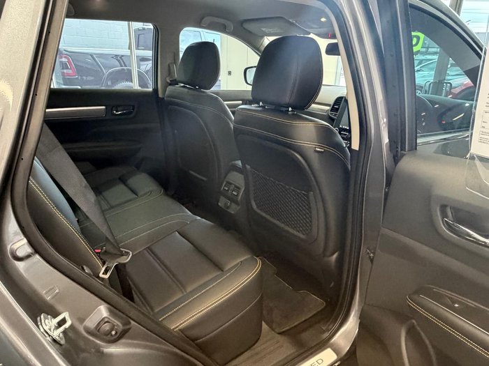 2022 Renault Koleos Black Edition