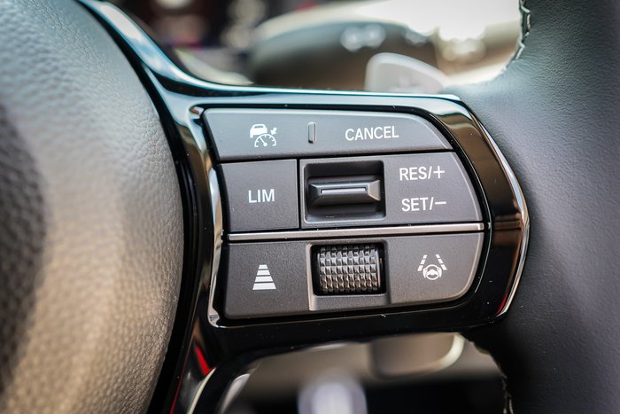 2025 Honda ZR-V e:HEV LX