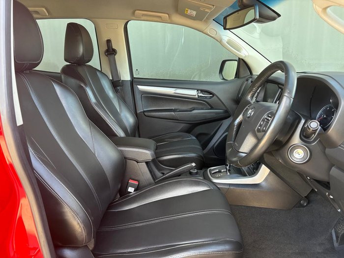 2017 Holden Trailblazer LTZ RG MY17 4X4 Dual Range Absolute Red