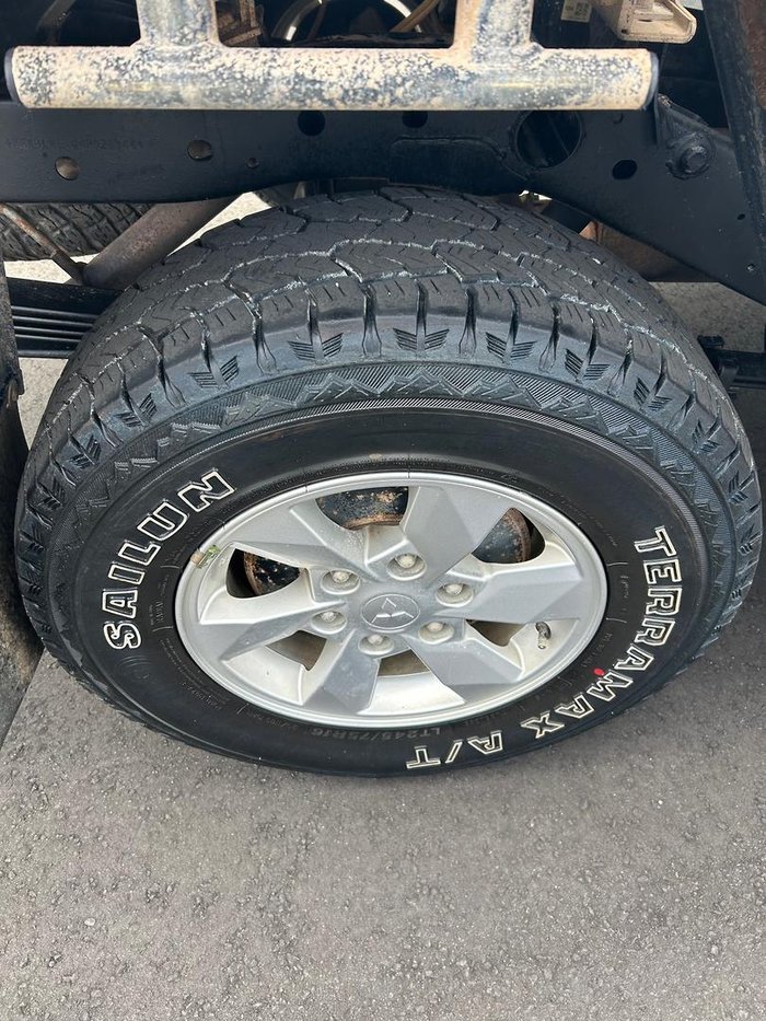 2022 Mitsubishi Triton GLX+