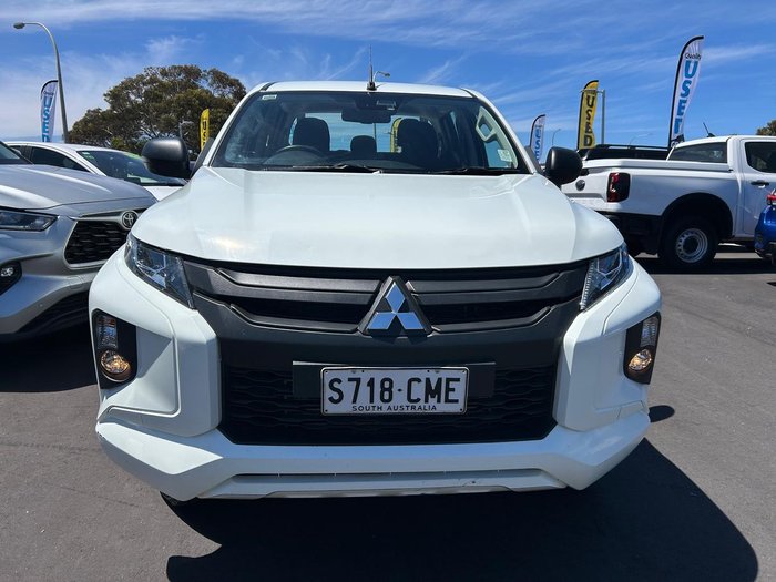 2022 Mitsubishi Triton GLX+