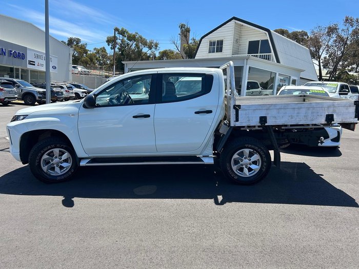 2022 Mitsubishi Triton GLX+