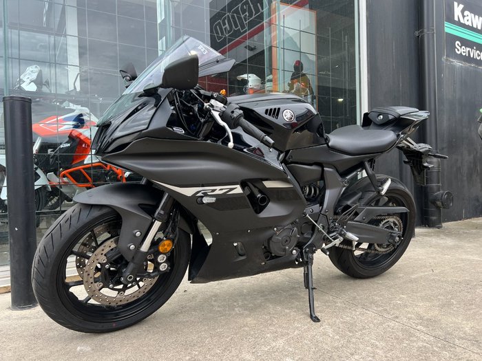 2023 Yamaha YZF-R7LA BLACK