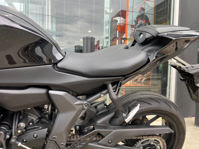 2023 Yamaha YZF-R7LA BLACK