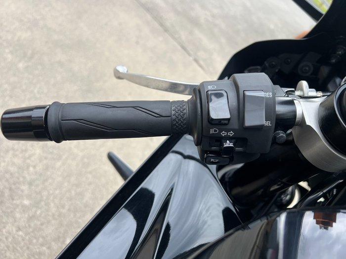 2023 Yamaha YZF-R7LA BLACK