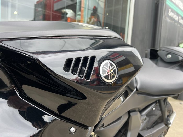 2023 Yamaha YZF-R7LA BLACK